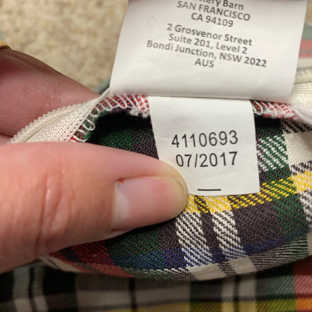 Pottery Barn Denver Plaid Pillow Cover ONLY Lumbar Size 16x26 - 1 PILLOWCASE - Picture 9 of 12